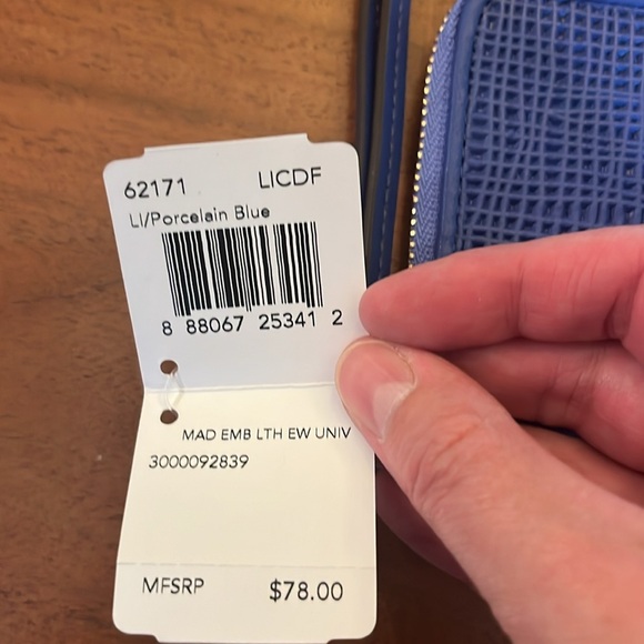 Coach NWT Textured Porcelain Blue Wristlet - Picture 2 of 5